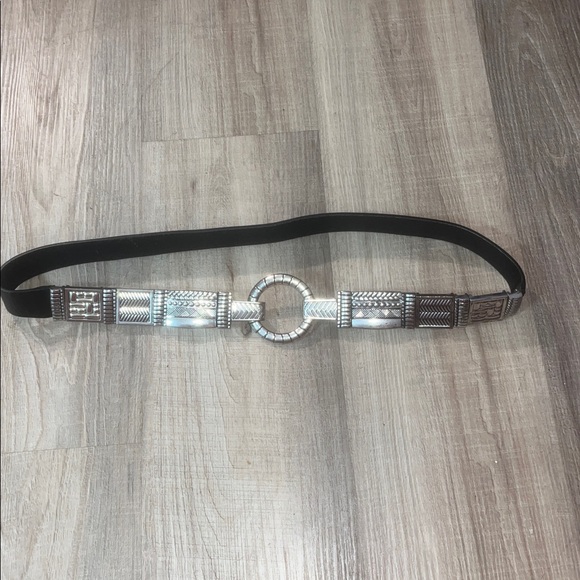 Chico’s Silver Hardware Stretch Hook Genuine Leather Hip Belt Sz L - Picture 2 of 8